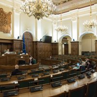 Rekordilgās debates noslēgušās - Saeima pieņem 2021. gada budžetu