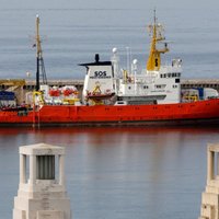 Migrantu glābšanas kuģis 'Aquarius' izbeigs operācijas Vidusjūrā