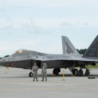 Video: Igaunijā ierodas mūsdienīgie F-22 iznīcinātāji