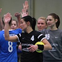 LSPA handbolistes uzvar un iekļūst Latvijas sieviešu handbola čempionātā finālā