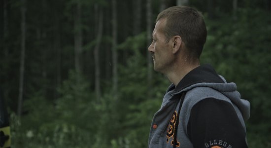 Ivara Zviedra filma 'Valkātājs' saņēmusi balvu Jihlavas festivālā