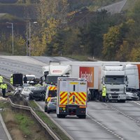 Palielinās ārvalstīs izraisīto avāriju skaits ar Latvijā reģistrētiem auto