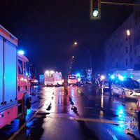Latvijā reģistrēta BMW autovadītājs Berlīnē notriec piecus cilvēkus