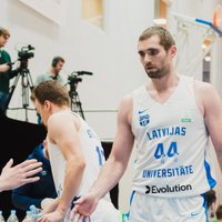 'Latvijas Universitāte' cienījami spēkojas pret Igaunijas basketbola flagmani