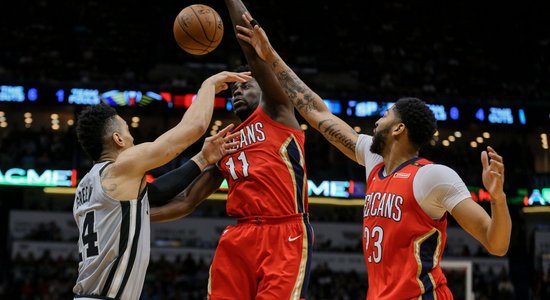 Bertāna 'Spurs' NBA regulāro sezonu noslēdz ar zaudējumu 'Pelicans', 'play-off' tiksies ar Goldensteitas 'Warriors'