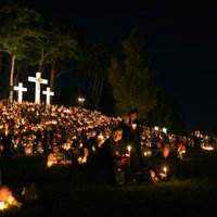 Foto: Aglonā svētku kulminācija – Tautas Krustaceļš