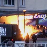 'Charlie Hebdo' uzbrukums: 'Al Qaeda' brīdina par turpmākiem teroraktiem