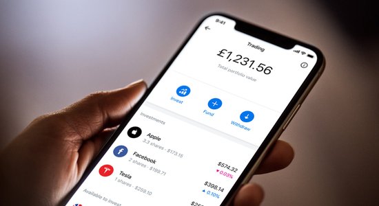 Revolut и другие иностранные карты остаются спасением для должников из Латвии