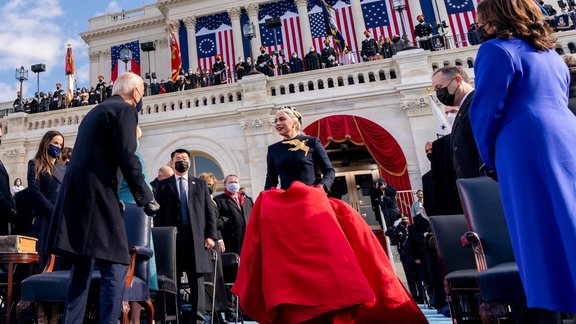 Lady Gaga, Dženifera Lopesa - Baidena inaugurācija  - 10