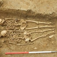 Atrasts mīlnieku pāris, kas nav šķīries 700 gadus