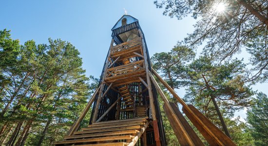 Парки, тропы, старинные развалины, родник и променад: 15 лучших мест для отдыха в Южном Курземе