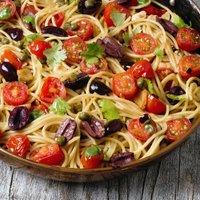 Spageti 'Lučia' aromātiskā mērcē