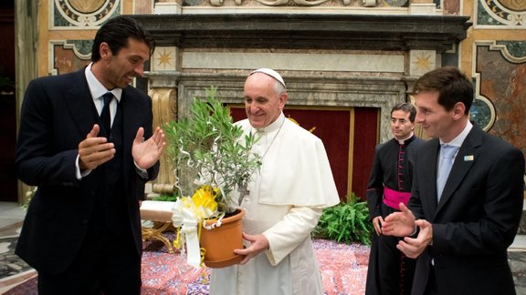 Vatican Pope Soccer.JPEG-0b2db