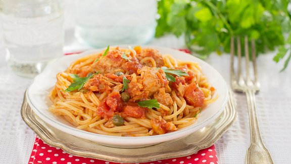 pasta tuncis makaroni spageti