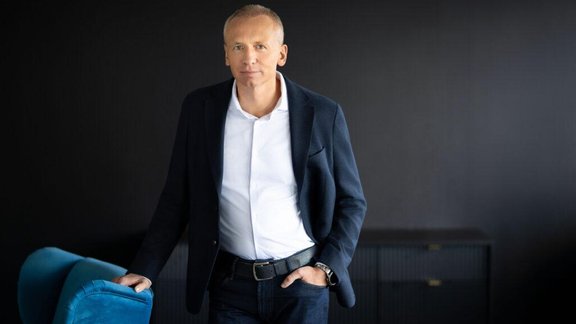 "Aventus Group" līderis Andrejus Trofimovas iegūst starptautisku atzinību finanšu tehnoloģiju nozarē