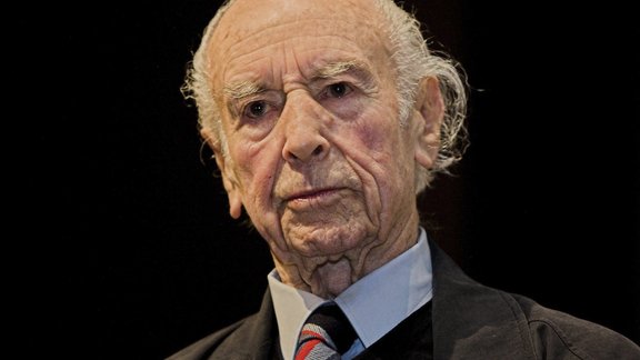 Albert Hofmann AP