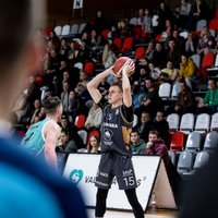 Valmieras un Liepājas basketbola klubi iekļūst Latvijas kausa pusfinālā