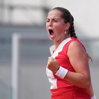 Ostapenko dosies cīņā par pirmo "Grand Slam" titulu dubultspēlēs