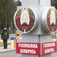Baltkrievija slēgusi savu robežu vieglajam un pasažieru transportam