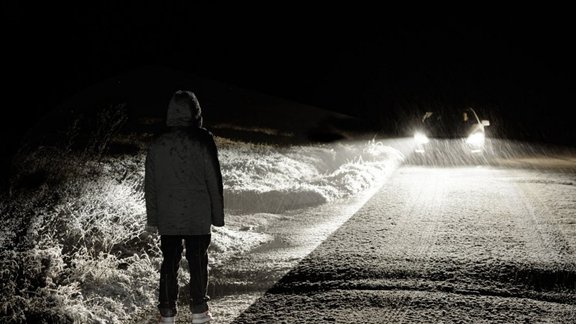 Traģisks gada sākums uz autoceļiem: bojā gājuši astoņi gājēji 