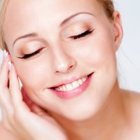 Kā pareizi attīrīt sejas ādu? Biežāk pieļautās kļūdas, kas kaitē skaistumam