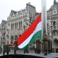 Венгрия "поправила" конституцию, несмотря на протесты ЕС и США