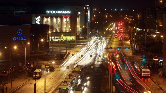 Riga Stacija stockmann origo panorama ielas transports masinas traffic