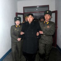 'Atkritēji' arī Kimu ģimenē – Ziemeļkorejas vadoņa tante aizbēgusi uz ASV