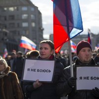Foto: 'Krievija būs brīva' - Maskavā Ņemcova piemiņai ielās iziet tūkstoši