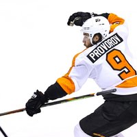 Provorovs otrajā pagarinājumā panāk septīto spēli ‘Flyers’ un ‘Islanders’ duelī