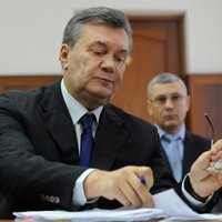 Янукович желает вернуться на Украину