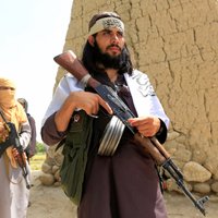 Miera sarunas ar talibiem Tramps dēvē par labām, eksperti – par ASV padošanos