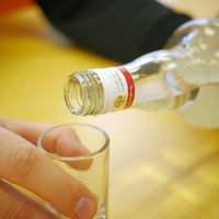 Производители спиртного требуют блокировать новые ограничения