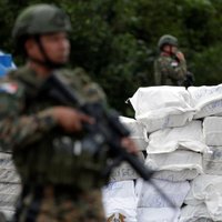 Kokaīna fabrika Kolumbija iepaliekot kaimiņiem narkotiku eksportā uz Eiropu