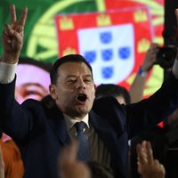 Portugāles parlamenta vēlēšanās uzvar konservatīvie