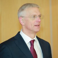 Premjers: Latvijā nav jāveicina mazkvalificēta darbaspēka iebraukšana