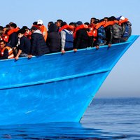 Еврокомиссия выделит Италии еще 100 млн евро на беженцев