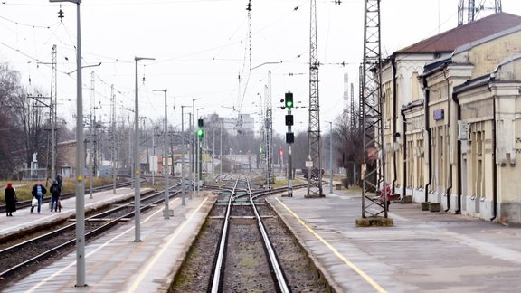 Atklāj staciju "Bolderāja 2" un sliedes uz Krievu salu - 3