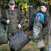 Krievijā migranti līdz ar pilsonību saņem iesaukšanu armijā
