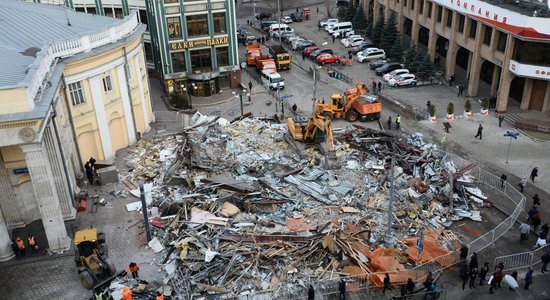 В Москве массово сносят торговые павильоны у станций метро