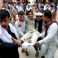 Pašnāvnieka uzbrukumā Afganistānā bojā gājuši 13 cilvēki