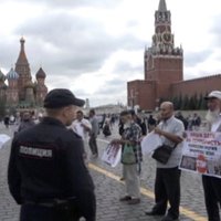 Pie Krievijas Augstākās tiesas aizturēti vairāk nekā 50 Krimas tatāru atbalstītāji