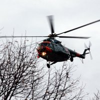 Meklējot kaitbordistu, NBS helikoptera apkalpe riskējusi ar dzīvību