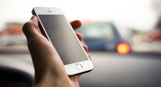 Владельцев старых iPhone предупредили о начинающихся в понедельник проблемах