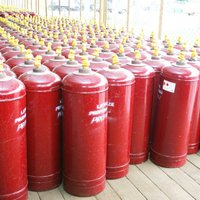 Sarkanie gāzes baloni tomēr paliks apritē vēl līdz 2013.gada janvārim