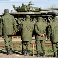 Ukrainas valdība ziņo par Luhanskā iebraukušiem tankiem no Krievijas