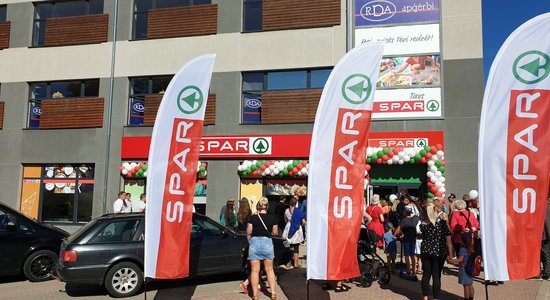 ФОТО: В Латвии открыт первый из 200 магазинов Spar