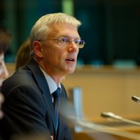 EP politiķu ietekmes sarakstā vienīgais no Latvijas ir deputāts Kariņš