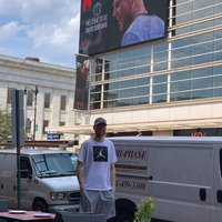 Dāvis Bertāns uz pilsētvides ekrāniem – Vašingtonu iepazīstina ar latviešu basketbolistu