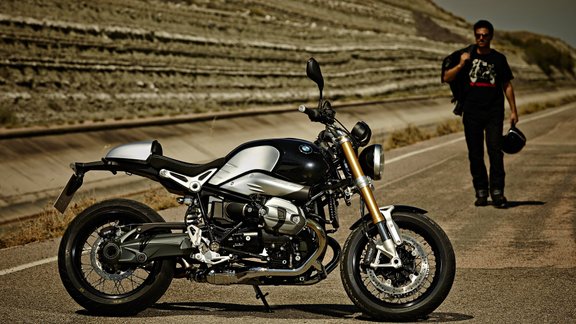 BMW R nineT